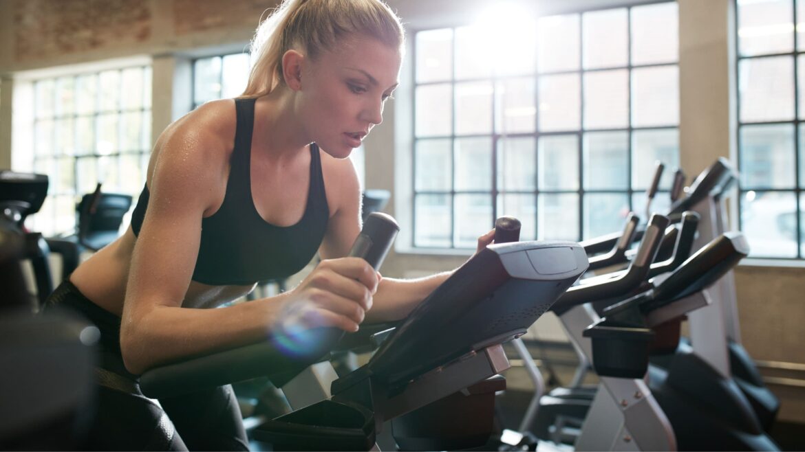 Female Fitness Carb Cycle That Powers PR Days