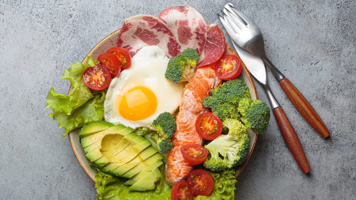 Female Fitness Meal Pattern for Stable Energy by Cycle Phase